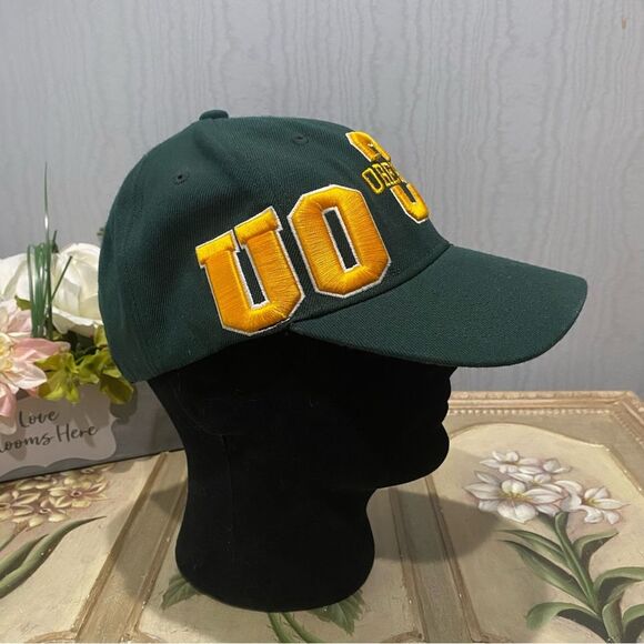 Top of the World UO Cap University of Oregon Strap Back Cap Wool Blend One Size - Picture 2 of 13